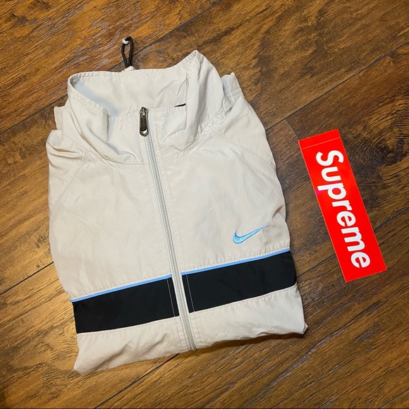Nike Other - Vintage Nike Zip-Up windbreaker ✔️